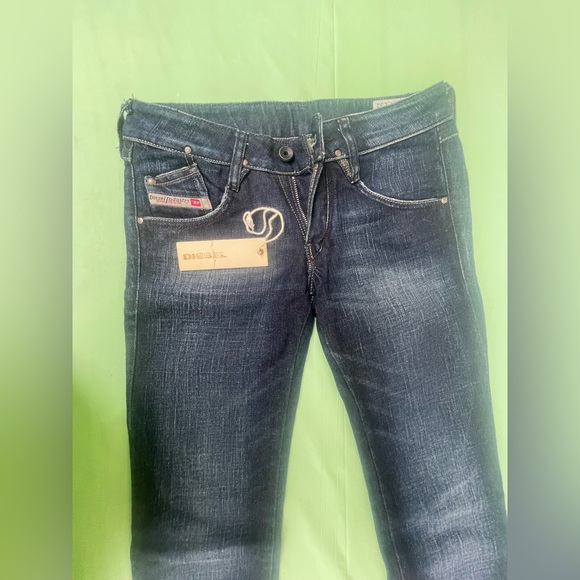 Diesel Woman’s Dark Blue Vintage CLUSH Jeans size 24 New With Tags - Picture 7 of 16